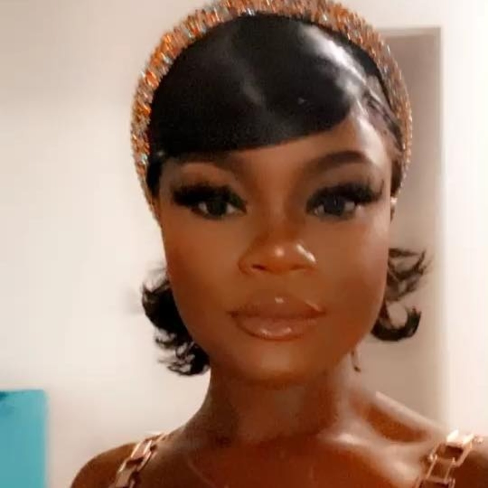 Meet your Posher, Peace